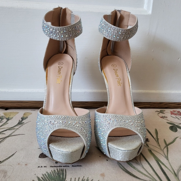 Dream Pairs Swan Iridescent Glitter Rhinestone Platform Stiletto Heels - Picture 2 of 9